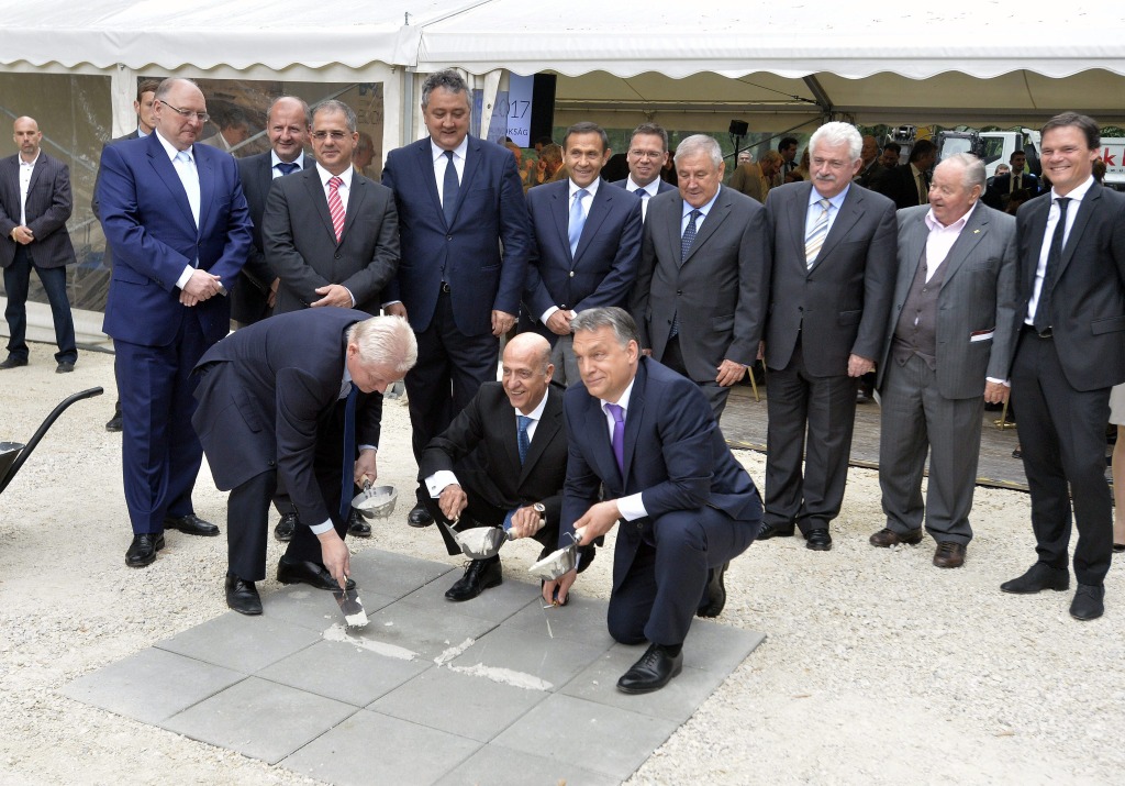 Fónagy János; Kósa Lajos; Tóth József; Kárpáti György; Orbán Viktor; Tarlós István; Bánki Erik; Fürjes Balázs; Gyárfás Tamás; Simicskó István