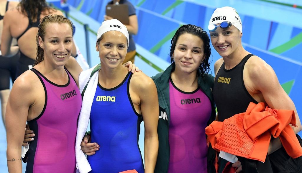 Rio de Janeiro, 2016. augusztus 10. Verrasztó Evelyn, Kapás Boglárka, Késely Ajna és Hosszú Katinka (b-j) a riói nyári olimpia nõi 4x200 méteres gyorsváltó versenyszámának elõfutama után a Rio de Janeiró-i Olimpiai Uszodában 2016. augusztus 10-én. A váltó továbbjutott a legjobb nyolc közé. MTI Fotó: Illyés Tibor