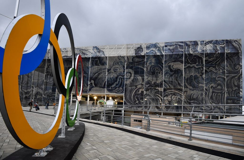 Rio de Janeiro, 2016. augusztus 3. Az úszó- és a vízilabdaversenyeknek helyet adó Olimpiai Uszoda a Rio de Janeiró-i Olimpiai Parkban 2016. augusztus 2-án, három nappal a riói nyári olimpia kezdete elõtt. MTI Fotó: Czeglédi Zsolt