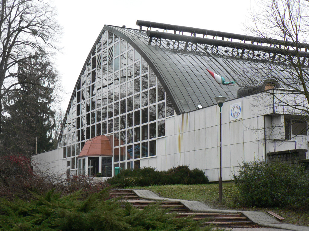 kanizsauszoda01