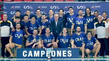 Spanyol Kupagyőztes két magyarjával a Barceloneta